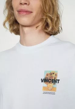 YOURTURNUNISEX - T-shirt Med Print - White -YOURTURN Affär 0c8397d3f6f444f0b0eef6e6a8bed69e