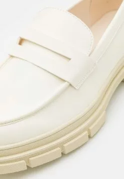 YOURTURNSlip-ins - White 13 YOURTURNSlip-ins - White -YOURTURN Affär 0f9efad57a7c4f4a92a95083573a0d93