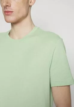 YOURTURNUNISEX 5 PACK - T-shirt - Bas - White/blue-grey/purple 17 YOURTURNUNISEX 5 PACK - T-shirt - Bas - White/blue-grey/purple -YOURTURN Affär 12a76f8e41f240f6819416c01d4c0585