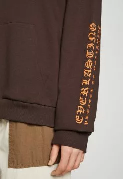 YOURTURNUNISEX - Sweatshirt - Brown 13 YOURTURNUNISEX - Sweatshirt - Brown -YOURTURN Affär 209111ebf1e0432e931d89c9a9f0e6e6