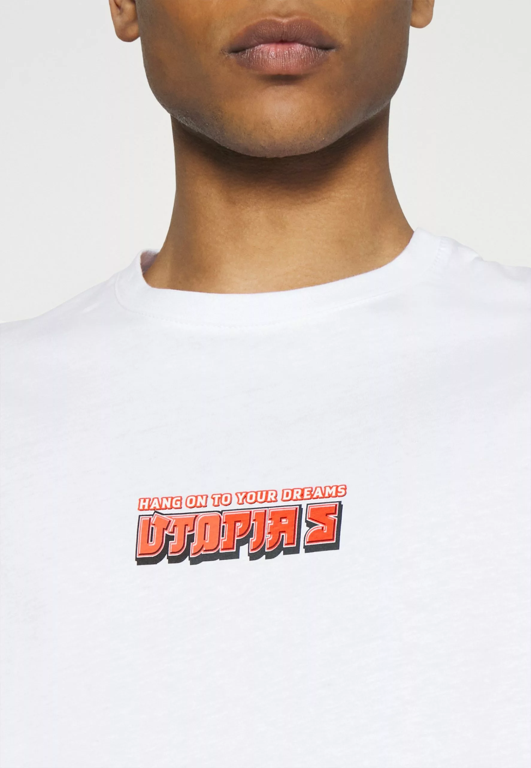 YOURTURNUNISEX - T-shirt Med Print - White 8 YOURTURNUNISEX - T-shirt Med Print - White - Bild 6