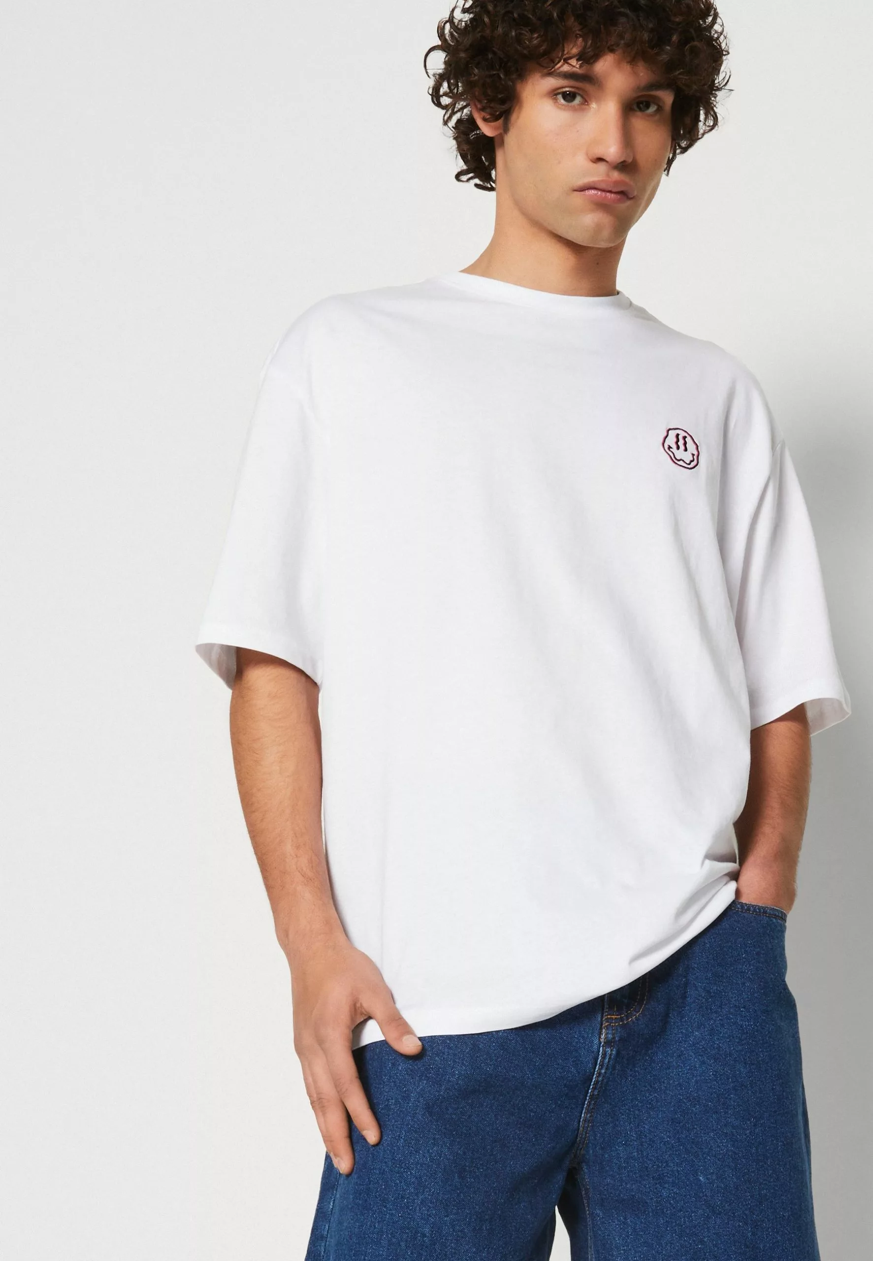 YOURTURNUNISEX - T-shirt - Bas - White 6 YOURTURNUNISEX - T-shirt - Bas - White - Bild 4