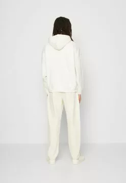 YOURTURNSUPER OVERSIZED UNISEX - Luvtröja - Off White 9 YOURTURNSUPER OVERSIZED UNISEX - Luvtröja - Off White -YOURTURN Affär 35dbf4a2b1164d9f8cdf4adb75e6dc1d