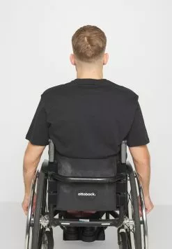 YOURTURNUNISEX - T-shirt Med Print - Black -YOURTURN Affär 380ebe713f214c608d500d905c96a94d