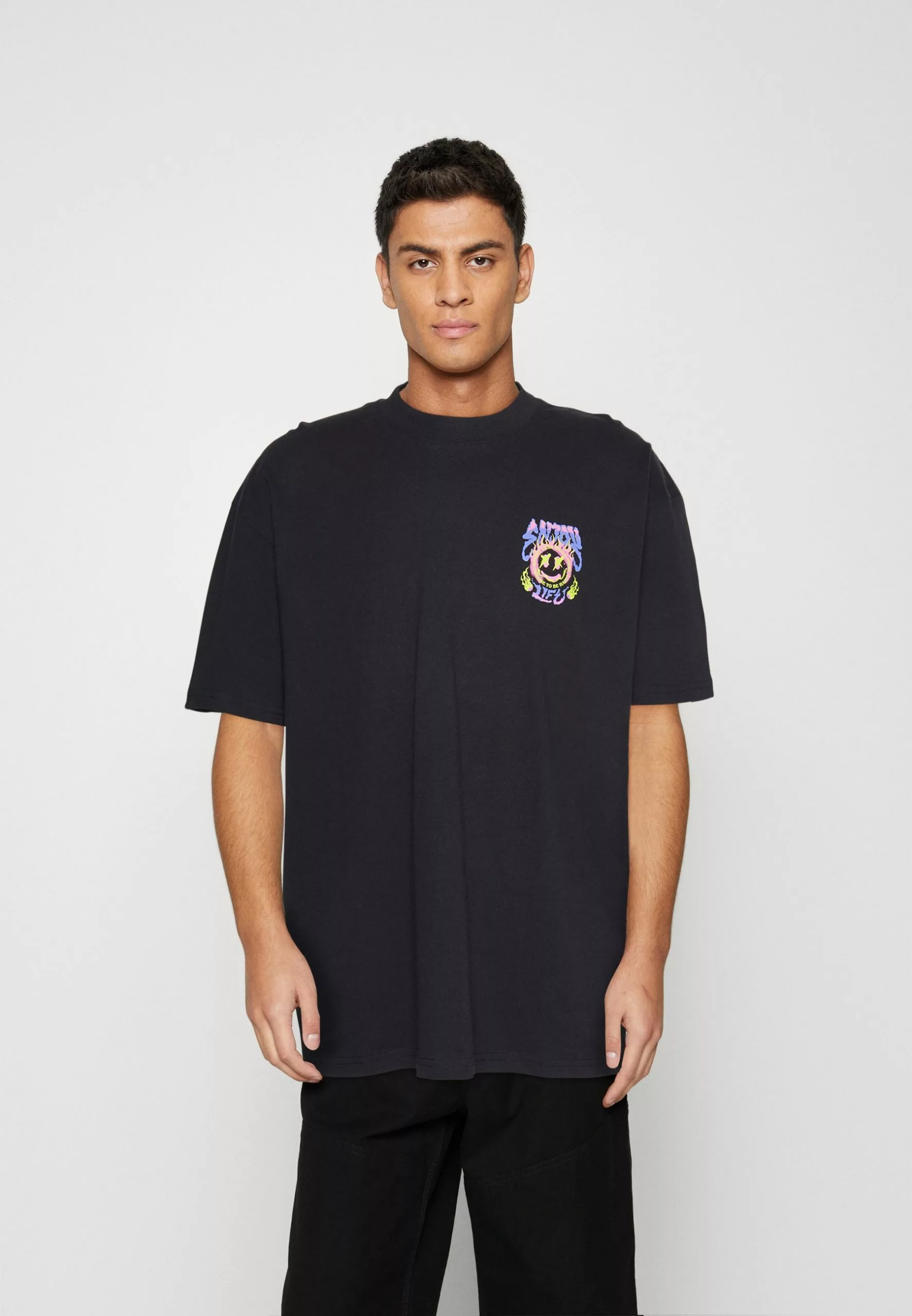 YOURTURNUNISEX - T-shirt Med Print - Black 3 YOURTURNUNISEX - T-shirt Med Print - Black