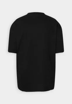 YOURTURNUNISEX - T-shirt Med Print - Black -YOURTURN Affär 3e2c2571cf9a43b5981ccfdc6c068cca