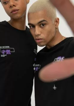 YOURTURNUNISEX - T-shirt Med Print - Black -YOURTURN Affär 42d35a13ba194ce8b03184d1d5eaaeeb