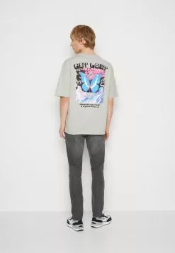 YOURTURNGET LOST TEE UNISEX - T-shirt Med Print - Grey -YOURTURN Affär 44a9b4f2623445208eb126e5b76af339