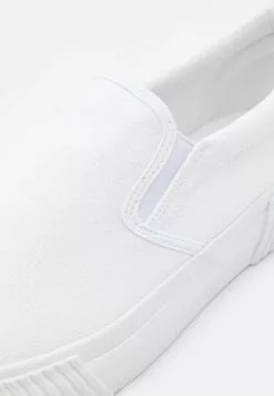 YOURTURNUNISEX - Slip-ins - White -YOURTURN Affär 4cfb5a9390c24083a27a70aacece5dce