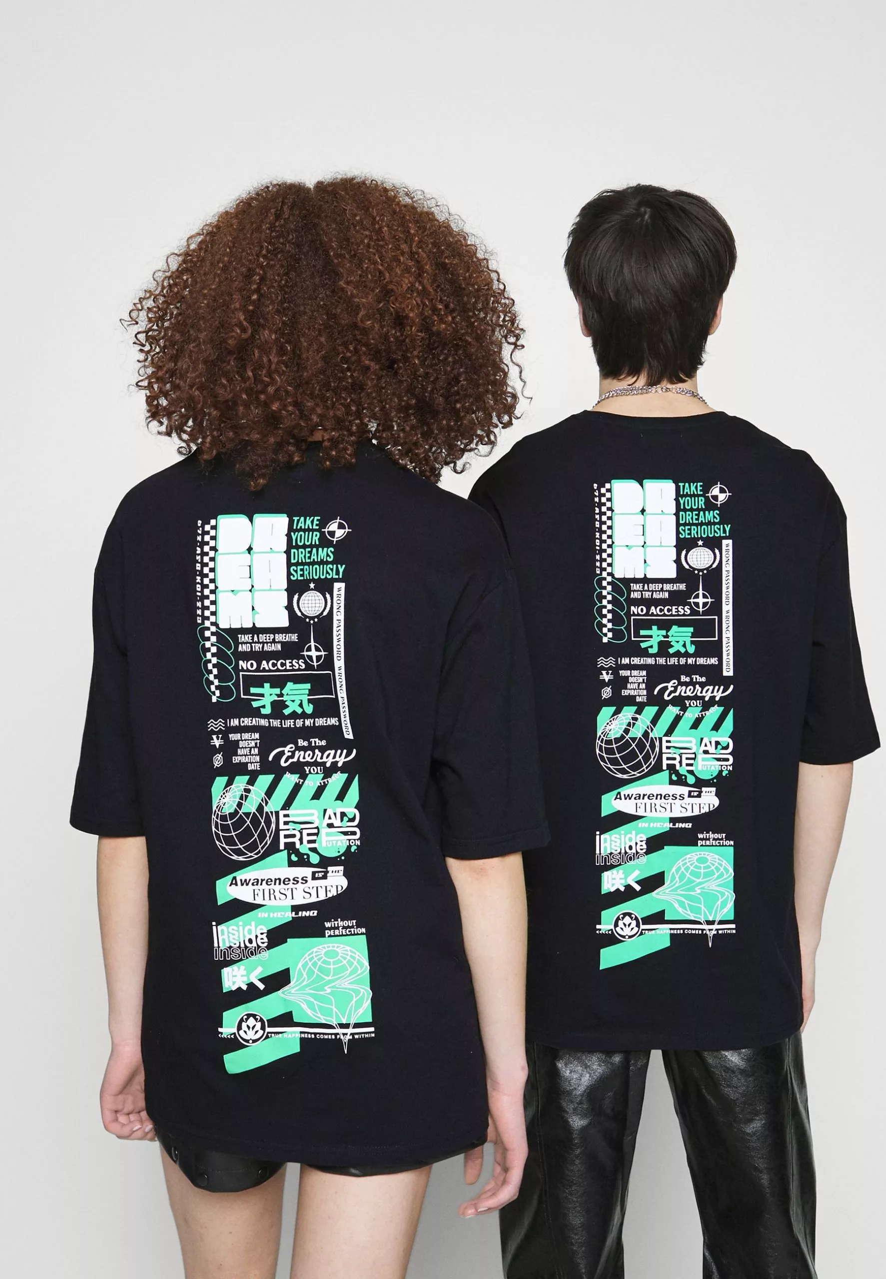 YOURTURNUNISEX - T-shirt Med Print - Black 5 YOURTURNUNISEX - T-shirt Med Print - Black - Bild 3