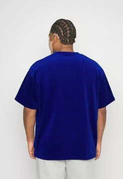 YOURTURNUNISEX - T-shirt - Bas - Dark Blue -YOURTURN Affär 53d26635a52a449aad96e3cb5e128c32