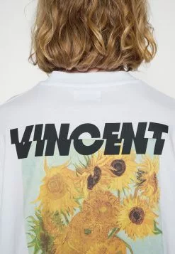 YOURTURNUNISEX - T-shirt Med Print - White -YOURTURN Affär 542ab81ed00d42e6b91cf8c68cac70e0