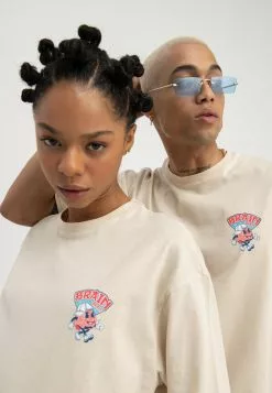 YOURTURNUNISEX - T-shirt Med Print - Beige -YOURTURN Affär 640052645d2044899ff0f943153a19e4