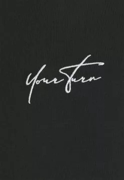 YOURTURNUNISEX - Långärmad Tröja - Black -YOURTURN Affär 671ab0868aed428d9fb0366533cb1ce4