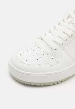 YOURTURNUNISEX - Sneakers - White -YOURTURN Affär 74ec67fa000b40a7af0cdb66d7c55726