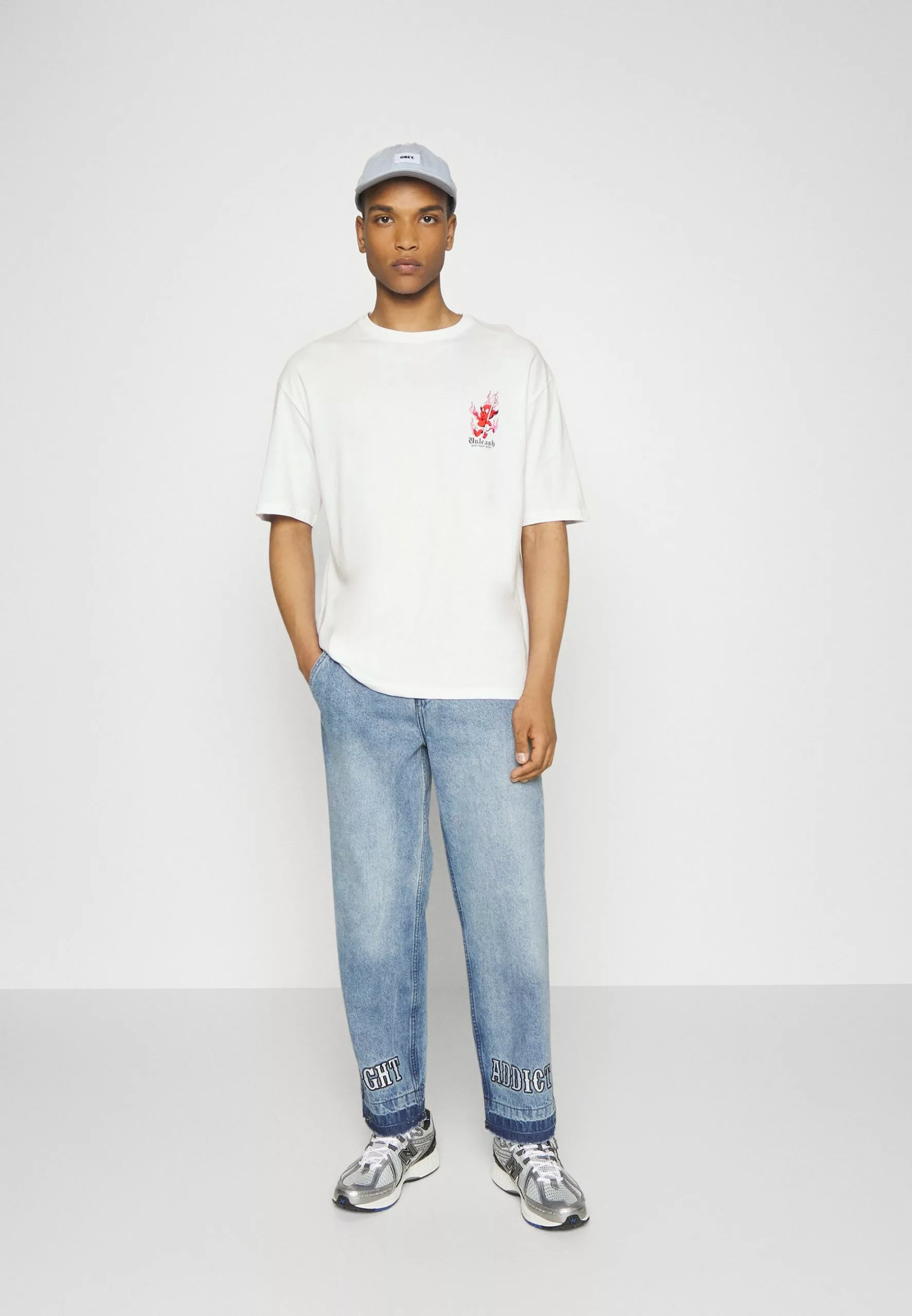 YOURTURNUNISEX - T-shirt Med Print - White 4 YOURTURNUNISEX - T-shirt Med Print - White - Bild 2