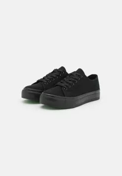 YOURTURNUNISEX - Sneakers - Black -YOURTURN Affär 78ad310aa7d7462caa9a4d4198bd38f2