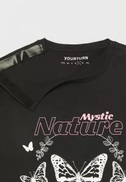 YOURTURNUNISEX - T-shirt Med Print - Black -YOURTURN Affär 7e3030514bbe413696f1cf53430c080e