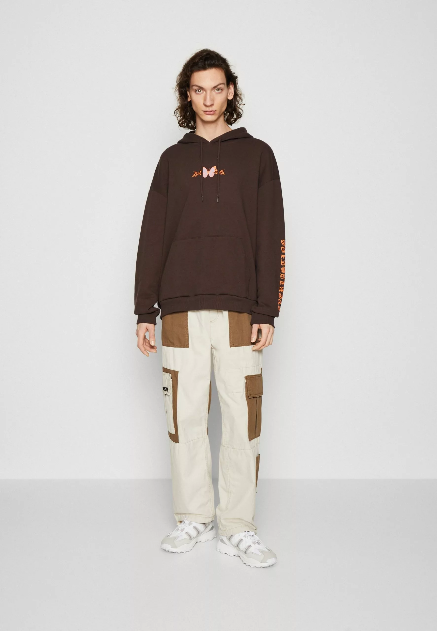 YOURTURNUNISEX - Sweatshirt - Brown 4 YOURTURNUNISEX - Sweatshirt - Brown - Bild 2