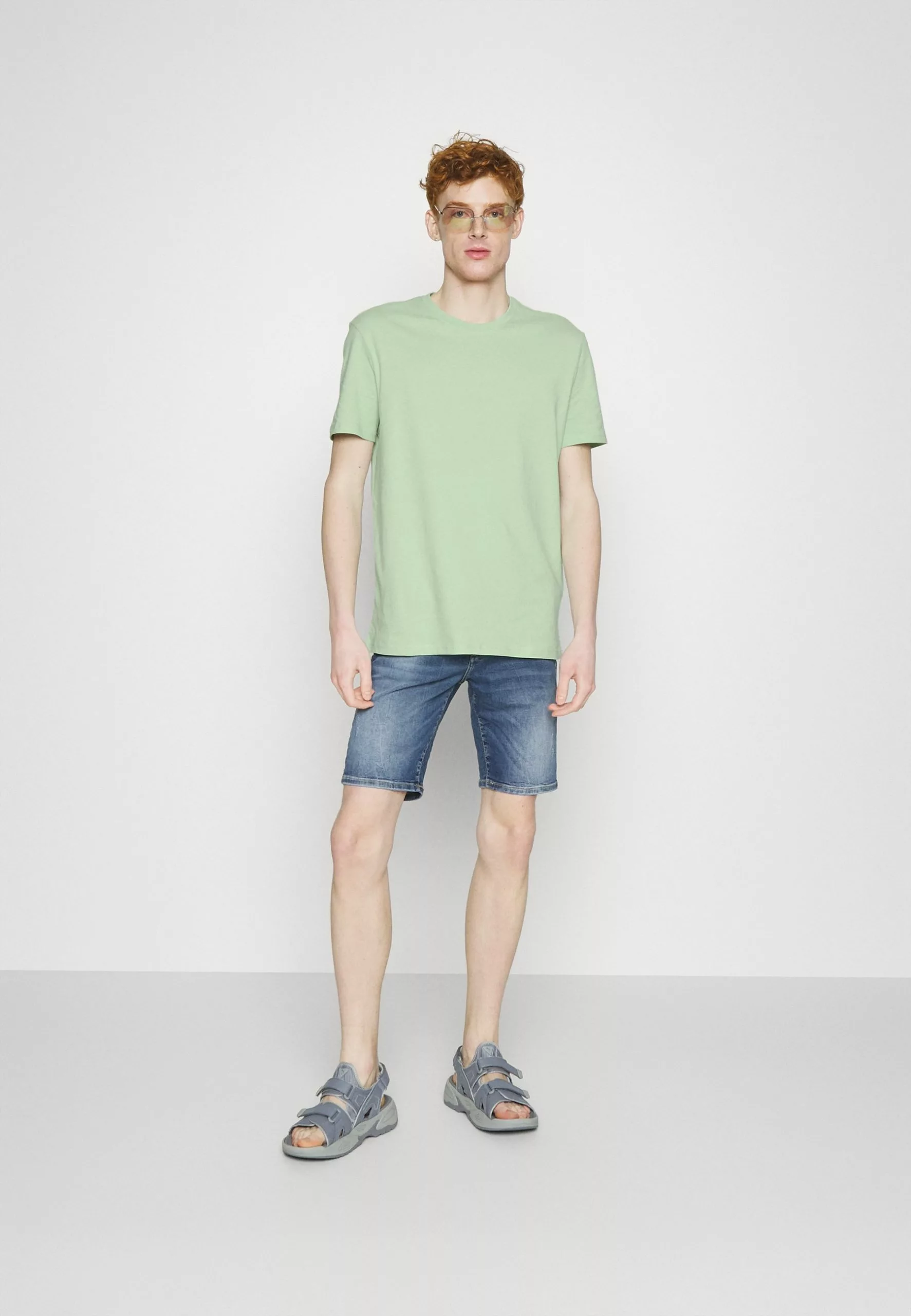 YOURTURNUNISEX 5 PACK - T-shirt - Bas - White/blue-grey/purple 3 YOURTURNUNISEX 5 PACK - T-shirt - Bas - White/blue-grey/purple