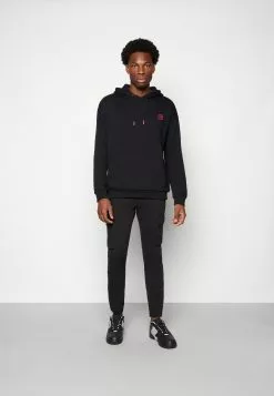 YOURTURN Affär -YOURTURN Affär 846b41604c49433bbd7000a4cc405dff