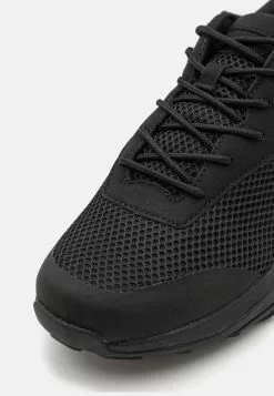 YOURTURNUNISEX - Sneakers - Black 13 YOURTURNUNISEX - Sneakers - Black -YOURTURN Affär 8c1d8ee58f4643cfada7ca1597a588d1