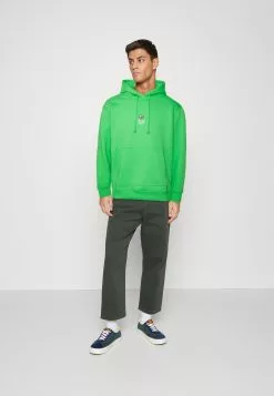 YOURTURNSweatshirt - Green -YOURTURN Affär 8dfcdb65fc5d4dfa9194dc8d93a9eb81