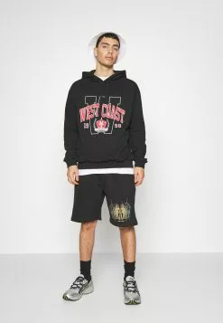 YOURTURNSweatshirt - Black -YOURTURN Affär 9084b2036cd940d3b04f35274e3b9536