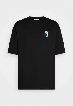 YOURTURNUNISEX - T-shirt Med Print - Black 12 YOURTURNUNISEX - T-shirt Med Print - Black -YOURTURN Affär 99055de9b7a748be8d7b94544282f562