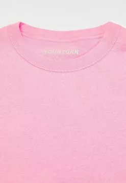 YOURTURNUNISEX - T-shirt - Bas - Pink 23 YOURTURNUNISEX - T-shirt - Bas - Pink -YOURTURN Affär 9ac2f4e01c324ae78cc7c86c5d052502