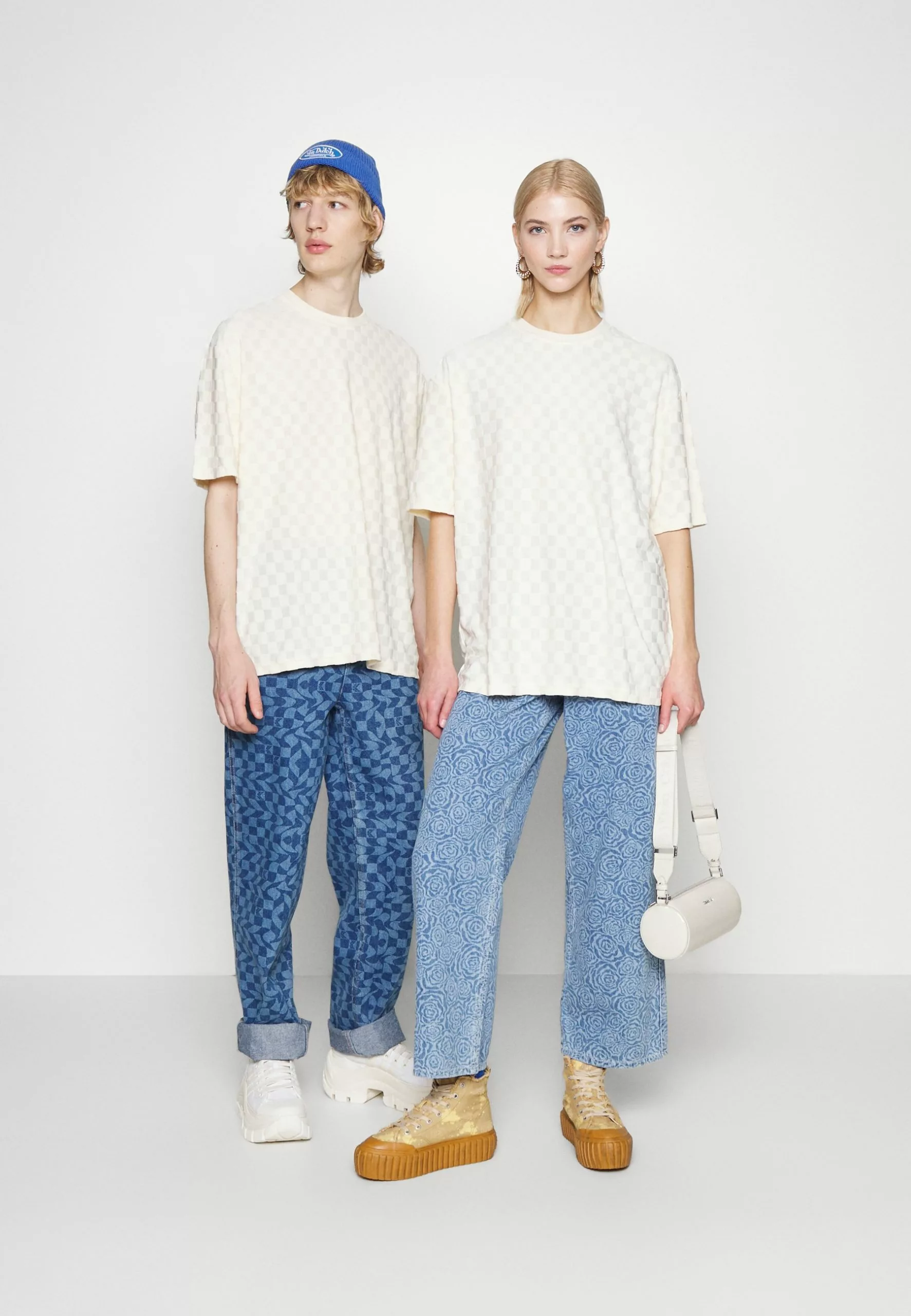 YOURTURNUNISEX - T-shirt Med Print - Off-white 4 YOURTURNUNISEX - T-shirt Med Print - Off-white - Bild 2