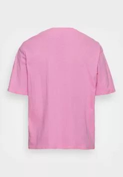 YOURTURNUNISEX - T-shirt Med Print - Pink -YOURTURN Affär a3ea8e6e341e4bad92bd15c32865c94e