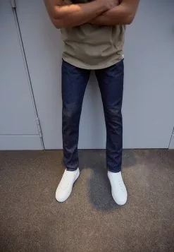 YOURTURN Affär -YOURTURN Affär b85f5c838ef24f8f8fc91c1afc8aa1a1