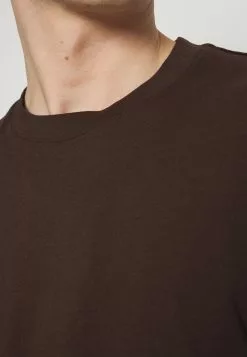 YOURTURNUNISEX - T-shirt - Bas - Brown -YOURTURN Affär b97d527aa752432784274c51ca889ff3