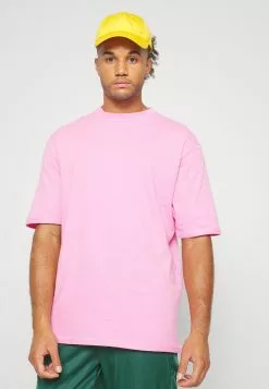 YOURTURNUNISEX - T-shirt - Bas - Pink 19 YOURTURNUNISEX - T-shirt - Bas - Pink -YOURTURN Affär bc44d8a098a44c96acb94a1f0f4dd5a2