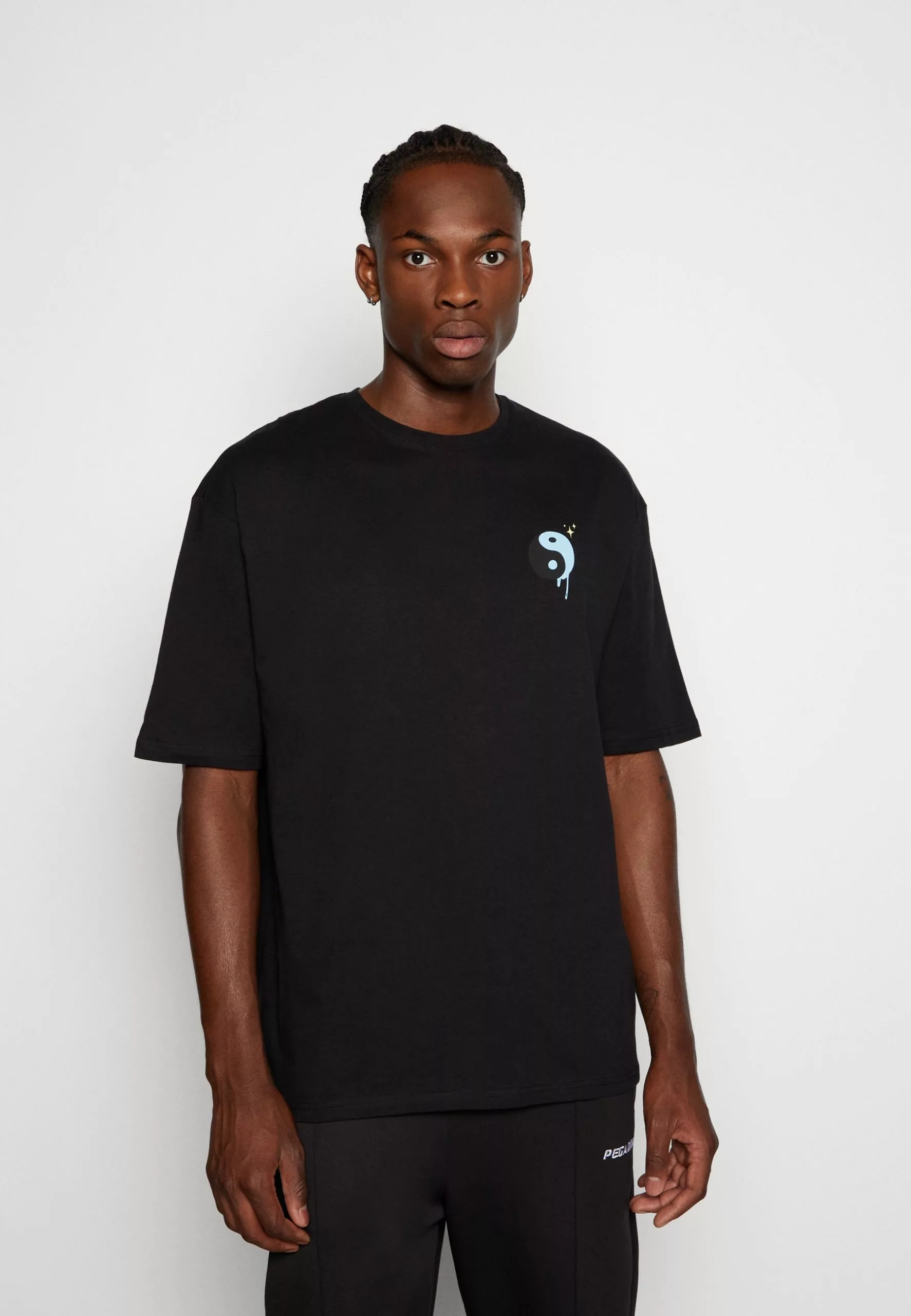 YOURTURNUNISEX - T-shirt Med Print - Black 5 YOURTURNUNISEX - T-shirt Med Print - Black - Bild 3