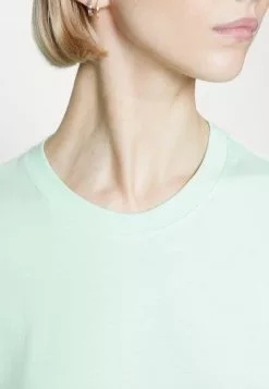 YOURTURNUNISEX - T-shirt - Bas - Light Green -YOURTURN Affär c14d03f513624cf28dad82f7c125300c