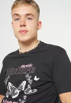 YOURTURNUNISEX - T-shirt Med Print - Black -YOURTURN Affär c366f786eb3e4c83b14f03d4c370fd4f