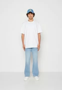 YOURTURNUNISEX - T-shirt - Bas - White -YOURTURN Affär c88e1c7dbb9b49bcbac3cf9fe986a0ed