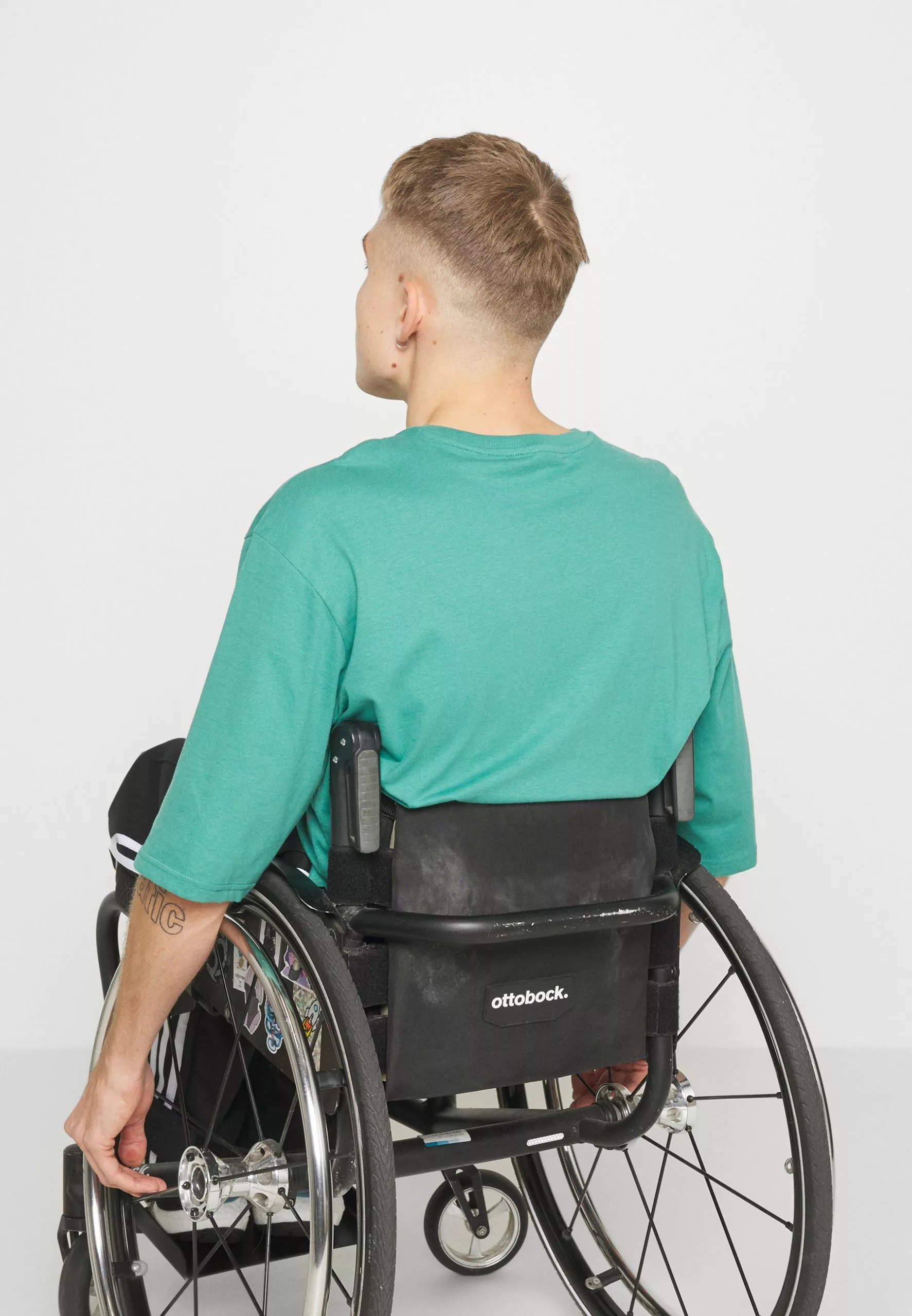 YOURTURNUNISEX - T-shirt Med Print - Green 6 YOURTURNUNISEX - T-shirt Med Print - Green - Bild 4