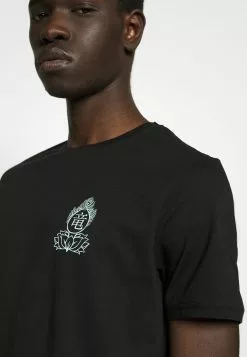 YOURTURNUNISEX - T-shirt Med Print - Black -YOURTURN Affär d403a93db15a4890a235422465bee2e7