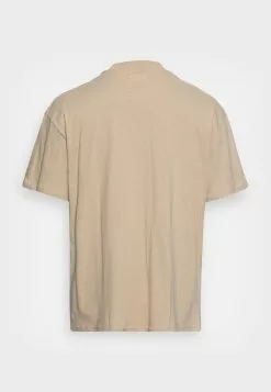 YOURTURNUNISEX - T-shirt Med Print - Beige 6 YOURTURNUNISEX - T-shirt Med Print - Beige -YOURTURN Affär d43d823f84c444c9a04b08308bed8611