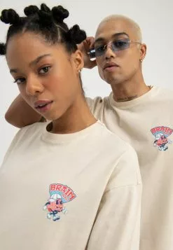 YOURTURNUNISEX - T-shirt Med Print - Beige -YOURTURN Affär e295551bbf7544c0a94c49989a8cb9ae