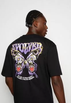 YOURTURNUnisex - T-shirt Med Print - Black 11 YOURTURNUnisex - T-shirt Med Print - Black -YOURTURN Affär e2a4333252ba41748df144a2efc6f001