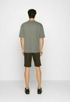 YOURTURNUNISEX - T-shirt Med Print - Light Green -YOURTURN Affär efaae50e39014b5595431f66546cd2fd