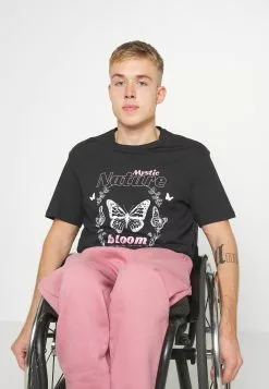 YOURTURNUNISEX - T-shirt Med Print - Black -YOURTURN Affär f10c5bec8ee44b6b808b16f3853d2792