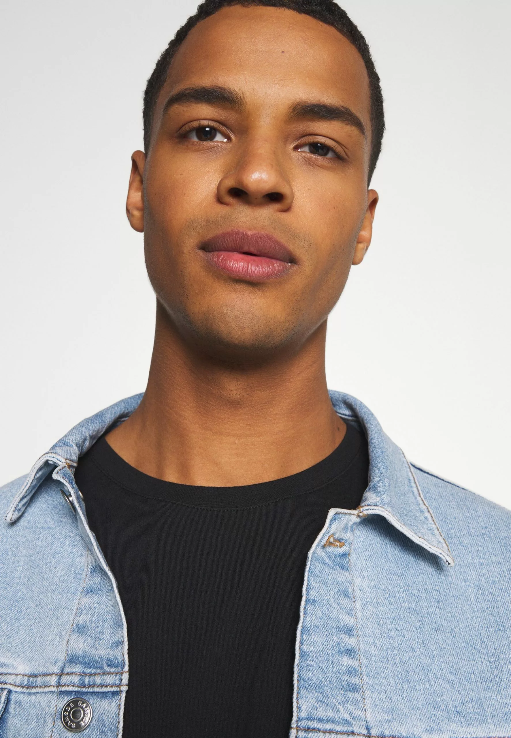 YOURTURNUNISEX - T-shirt Med Print - Black 6 YOURTURNUNISEX - T-shirt Med Print - Black - Bild 4